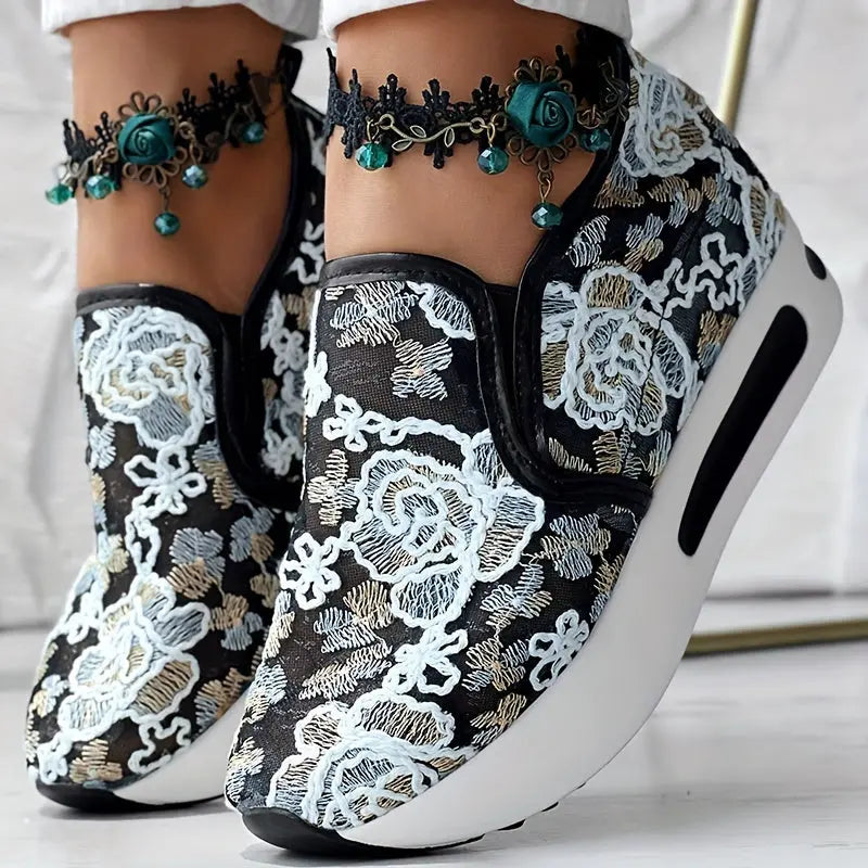 Baskets Slip-On Brodées Colorées GOOD FEET–Confort & Style Quotidien 👟🌸 GOOD FEET