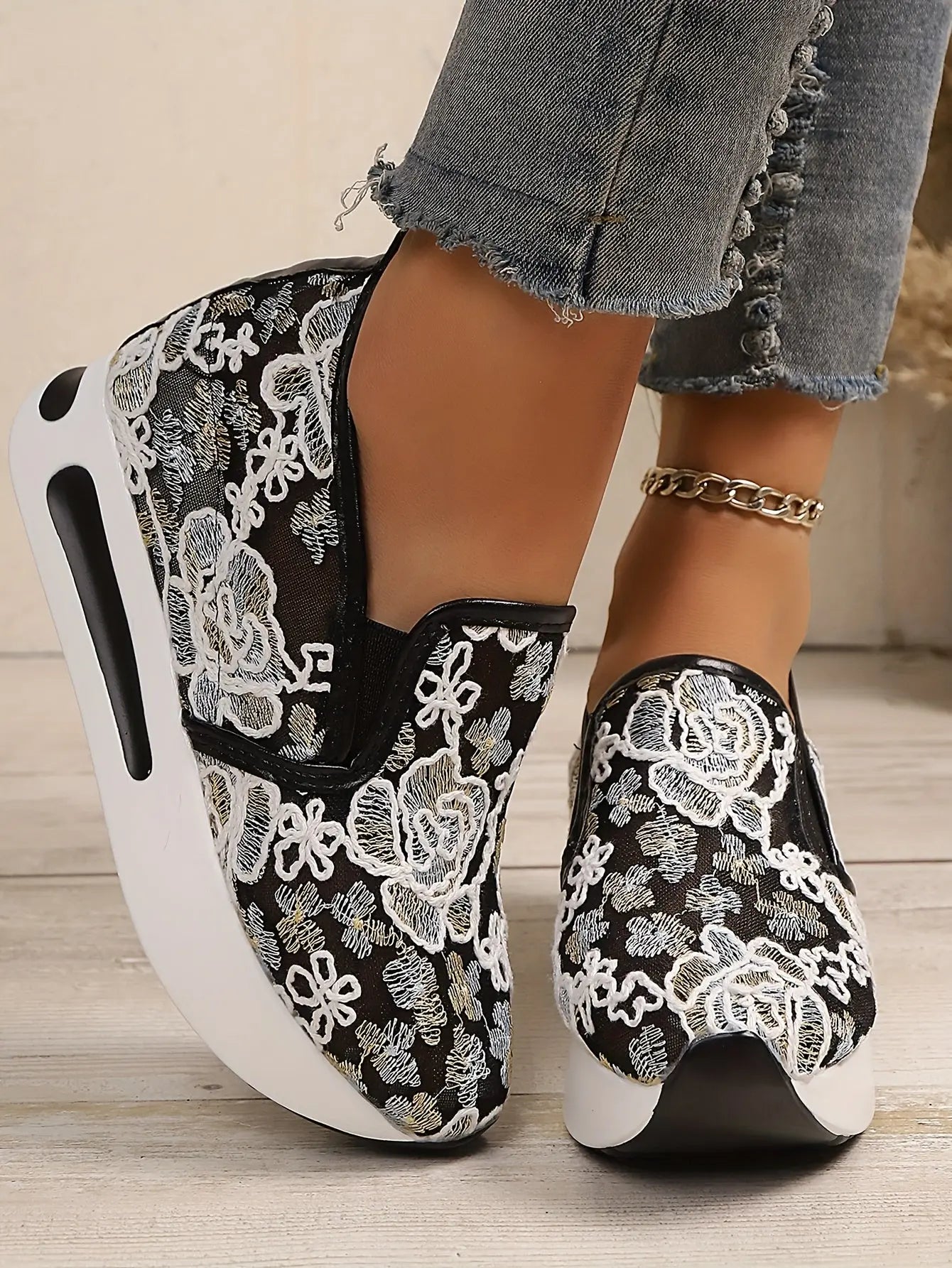 🌸 Baskets Wedge Élévées à Fleurs–Confort & Élégance au Quotidien GOOD FEET