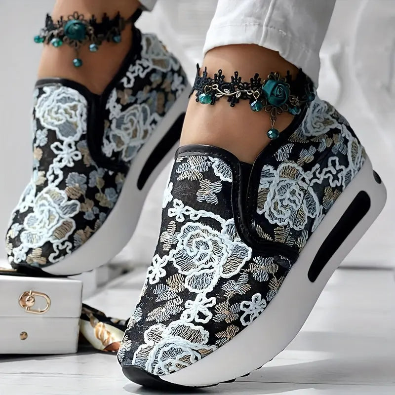 Baskets Slip-On Brodées Colorées GOOD FEET–Confort & Style Quotidien 👟🌸 GOOD FEET